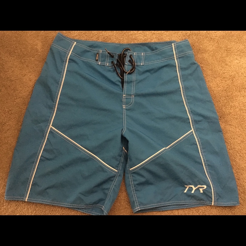 TYR Board Shorts size 38